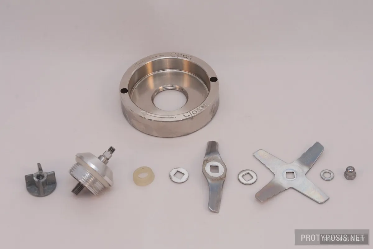 2c) Disassembled blade assembly